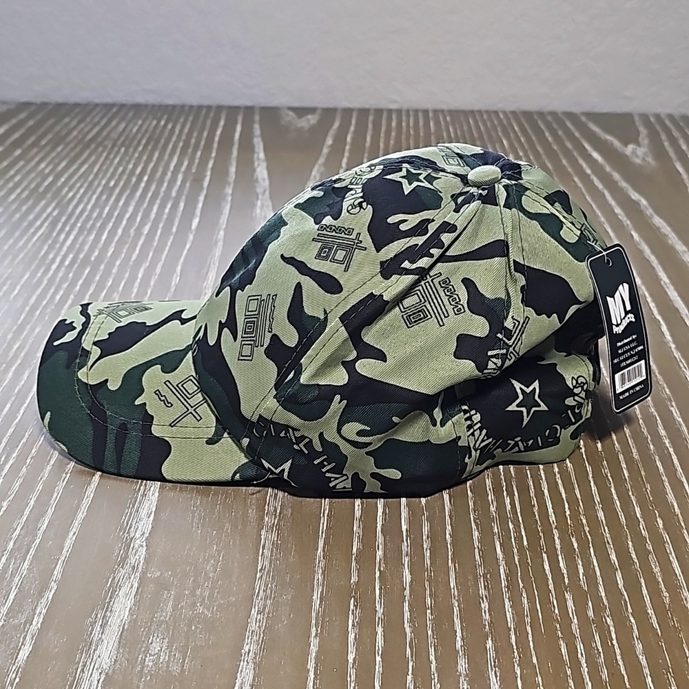 CAMO Hat. - Picture 4 of 7